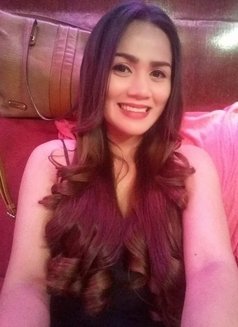 Belle - escort in Davao Photo 3 of 3