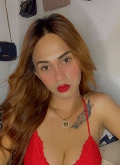 Belle - Transsexual escort in Manila Photo 5 of 6