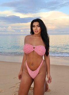 BellE “The Sensual TRANS” - Transsexual escort in Phuket Photo 20 of 21