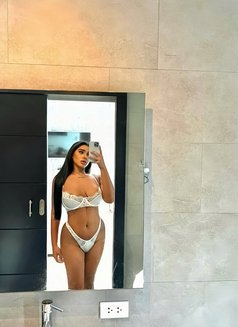 BellE “The Sensual TRANS” - Transsexual escort in Phuket Photo 22 of 27