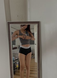 Belle Trans - Transsexual escort in Manila Photo 5 of 6