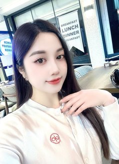 Belli massage good service - escort in Doha Photo 5 of 5