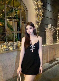 Belly - Transsexual escort in Bangkok Photo 6 of 14