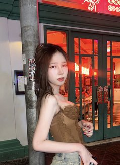 Belobelle - Transsexual escort in Hong Kong Photo 11 of 15