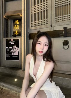 Belobelle - Transsexual escort in Hong Kong Photo 15 of 15