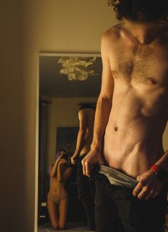 Ben Kiks - Male escort in Lisbon Photo 1 of 4