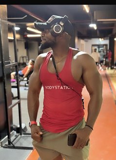 Ben - Male escort in Dubai Photo 3 of 3