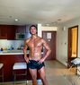Bencock Top 8” - Acompañantes masculino in Abu Dhabi Photo 1 of 4