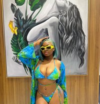 BENI - escort in Gurgaon Photo 1 of 5