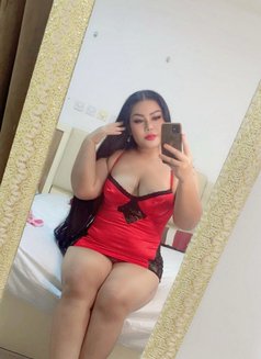 Beni - masseuse in Dammam Photo 2 of 3