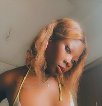Benita - puta in Benin City