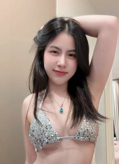 Benlyy - escort in Kathmandu Photo 2 of 9