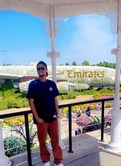 Benny Smilee - Male escort in Lagos, Nigeria Photo 4 of 6