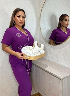 Benny - escort in Riyadh Photo 6 of 10