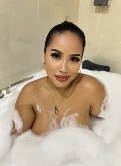 Benny - escort in Riyadh Photo 7 of 10