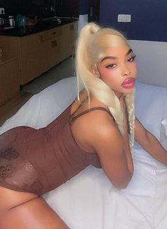 Bennybest - escort in Noida Photo 10 of 15