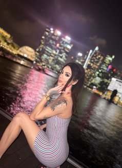 Benselin XXL - Transsexual escort in Hong Kong Photo 9 of 16