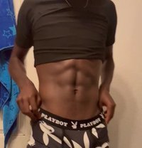 Benson Black - Acompañantes masculino in Beirut