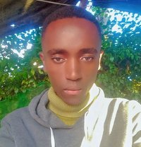 Benson Mwiti - masseur in Nairobi
