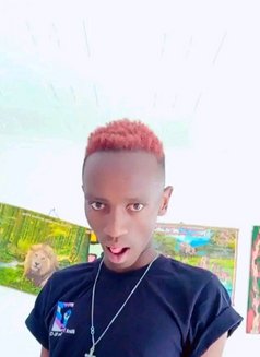 Benson Mwiti - masseur in Nairobi Photo 7 of 13