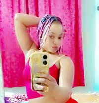 Benty - escort in Pune Photo 1 of 10