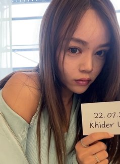 Beny - puta in Doha Photo 1 of 5