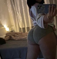 BENZ in Al Ghubra - escort in Muscat