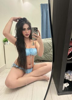 Benz Mercedes - Acompañantes masculino in Jeddah Photo 4 of 6