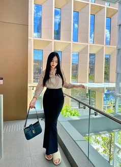 Benz sexy VIP service - Transsexual escort in Muscat Photo 6 of 7