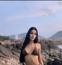 Benz - Transsexual dominatrix in Phuket