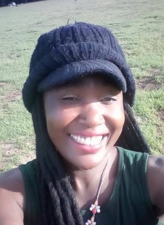 Lizz... vc nudes and videos, hook up - Transsexual escort in Nairobi Photo 4 of 4