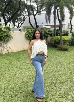 Berbula - escort in Manila Photo 8 of 9