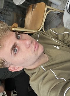 Berk - Male escort in Riyadh Photo 5 of 5