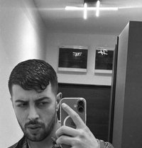Berk - Male escort in İstanbul