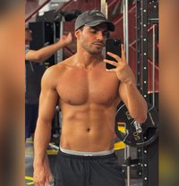 Berk - Acompañantes masculino in Bali