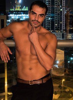 Berk - Male escort in Bali Photo 4 of 5