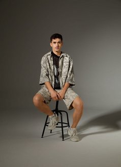 Тимур - Male escort in İstanbul Photo 7 of 8