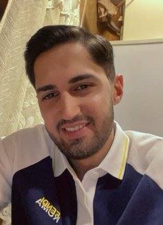 Berknow - Male escort in Baku Photo 10 of 12