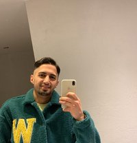 Berknow - Acompañantes masculino in Baku