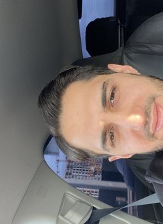 Berknow - Male escort in Baku Photo 16 of 19