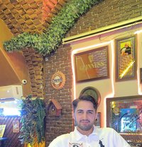 Berknow - Acompañantes masculino in Baku