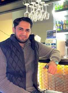 Berknow - Male escort in Baku Photo 13 of 15