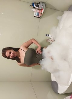 Berly - escort in Kota Kinabalu Photo 2 of 7