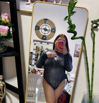Det - Transsexual escort in Ajmān