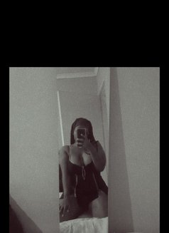 Bernice - escort in Nairobi Photo 2 of 3