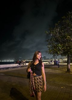 Berona - Transsexual escort in Bangalore Photo 14 of 16
