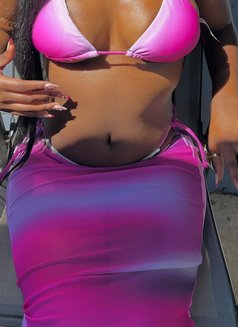 Berra - escort in Iwakuni Photo 1 of 2