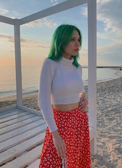 Berrie - escort in Dubai Photo 5 of 6