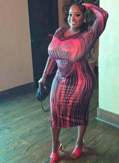 Berry - escort in Abu Dhabi Photo 5 of 5