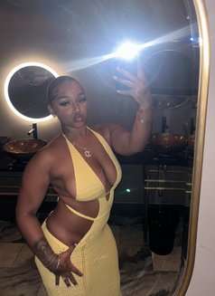 Berry - escort in Şalālah Photo 7 of 7